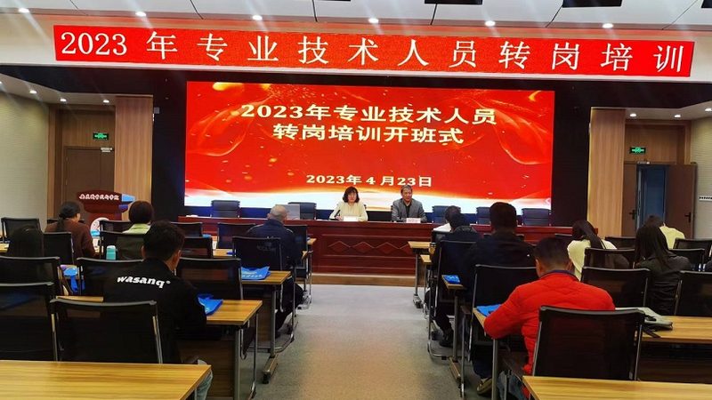 叉车安全操作规范图解：保障作业安全的关键指南